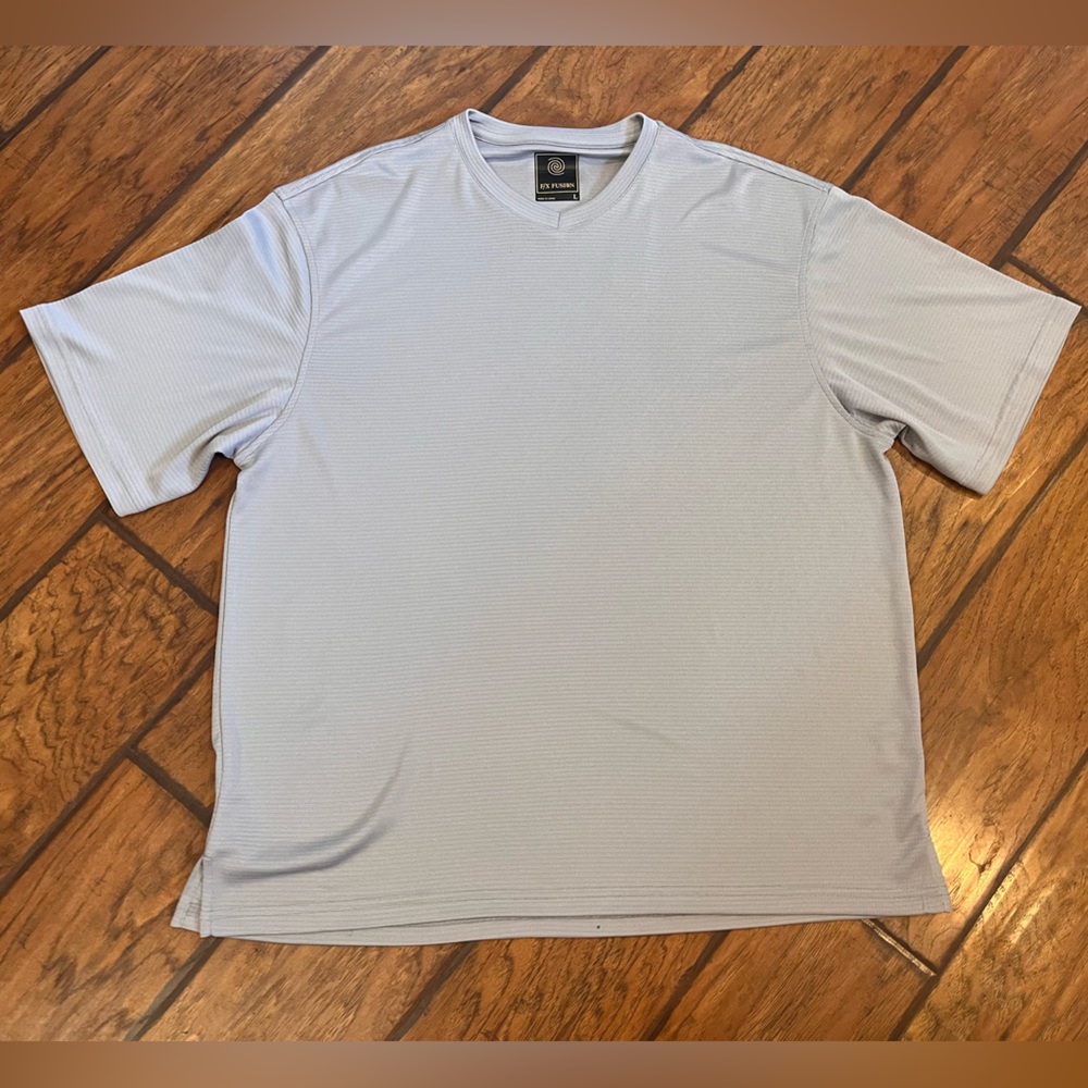 NWT F/X Fusion men’s Large tee silver grey shirt v neck performance stretch $65